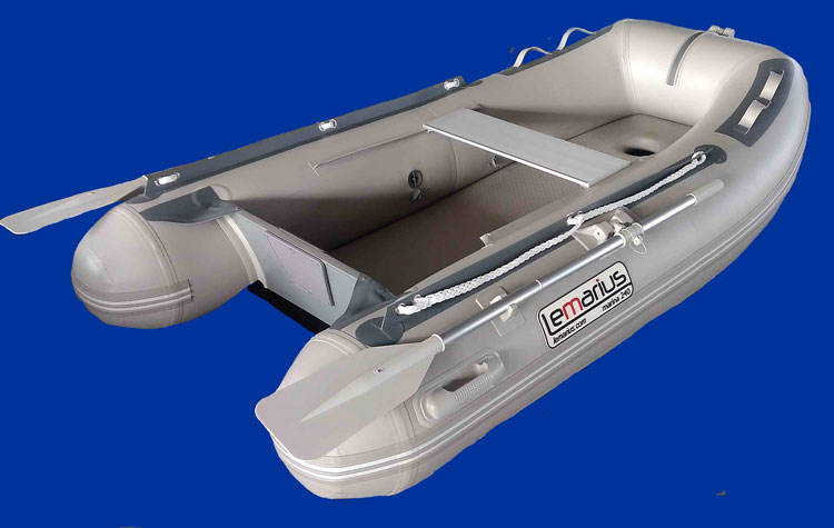 Bateau Cmarian 240